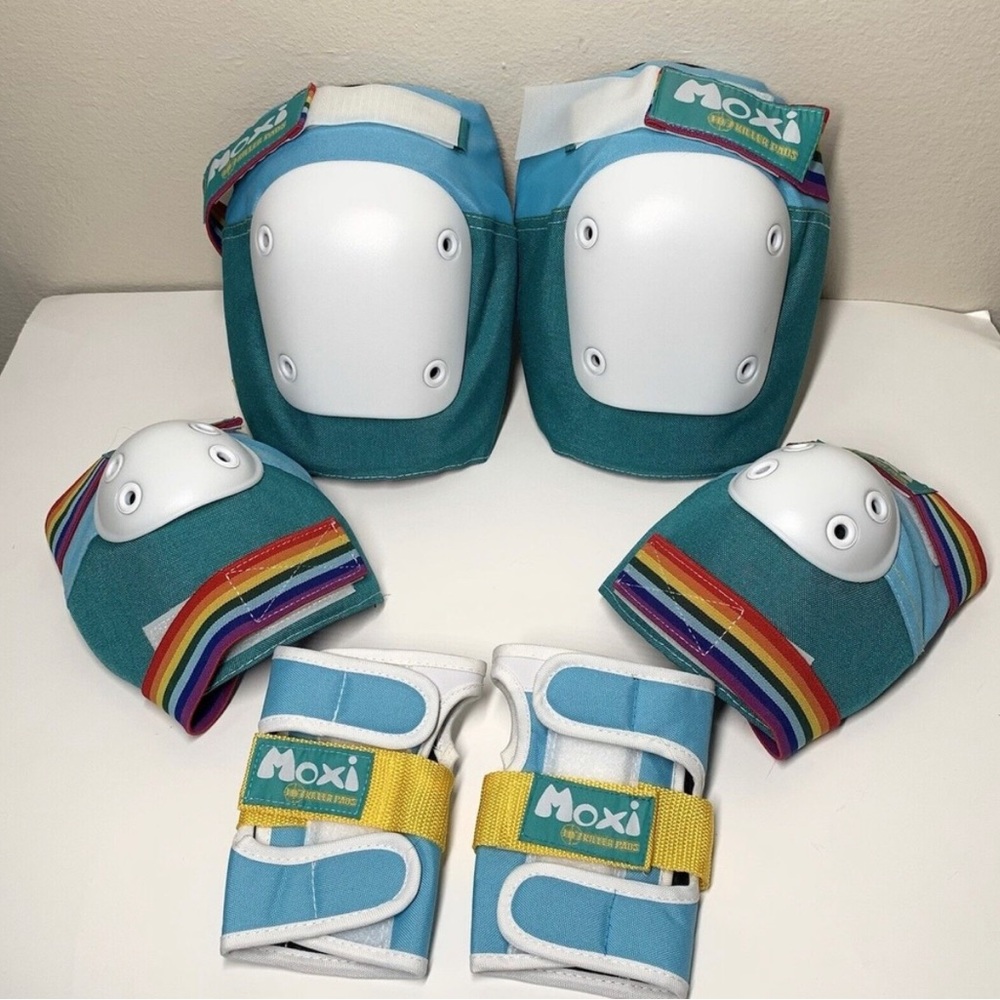 Moxi Skate Pads Jade Rainbow XXL and L